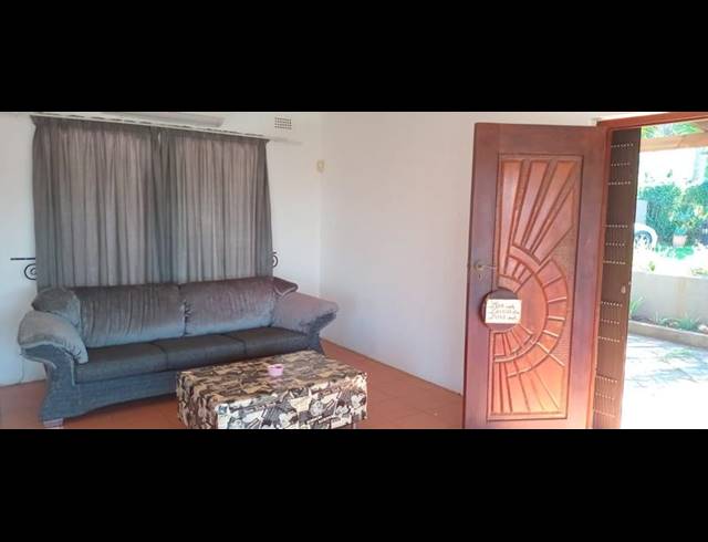 3 BEDROOM HOUSE FOR SALE IN BEREA WEST